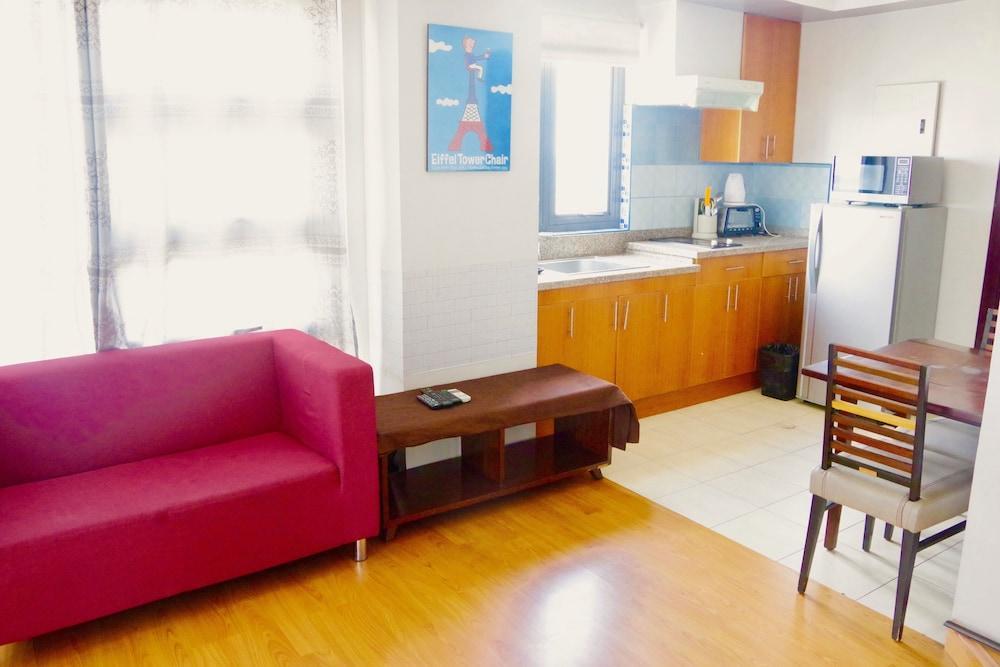 City Suites Ramos Tower Cebu Exteriör bild