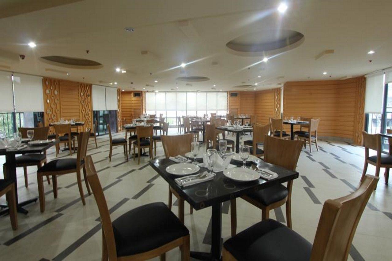 City Suites Ramos Tower Cebu Exteriör bild