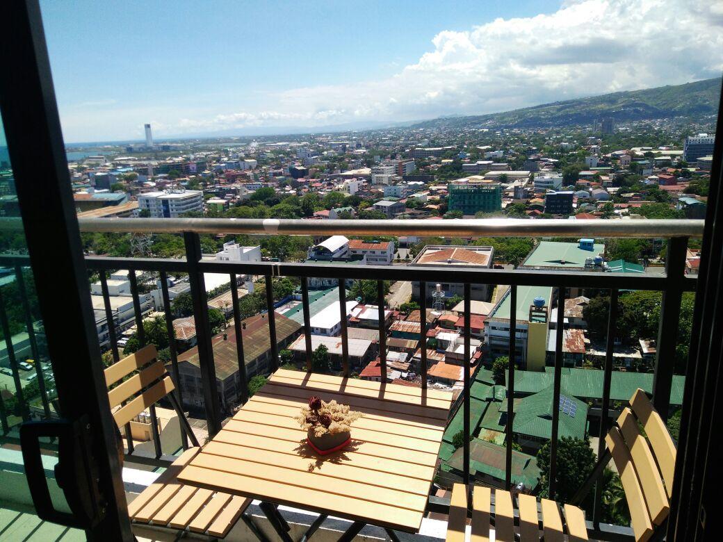 City Suites Ramos Tower Cebu Exteriör bild
