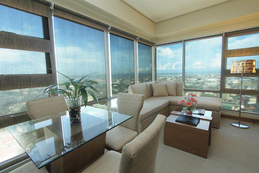 City Suites Ramos Tower Cebu Exteriör bild
